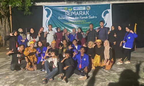 Bulan Bahasa dan Kemah Sastra